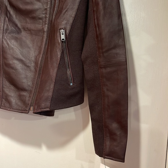 Andrew Marc Women's Asymmetrical Leather Jacket - Small - Picture 3 of 15